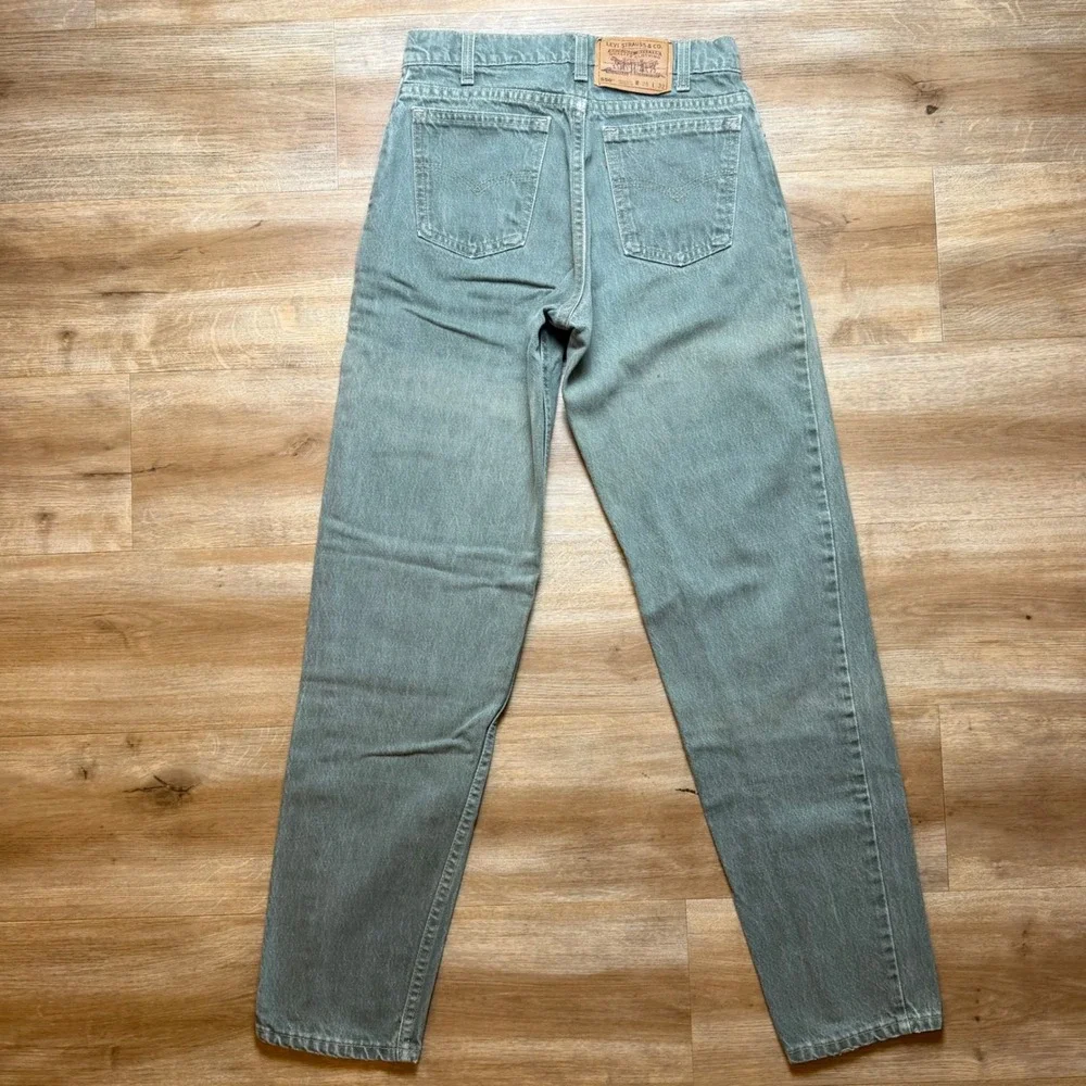 Vintage Levi's 550 Jeans Men 28x32 Green Relaxed Fit Tapered Leg Made in USA 90s